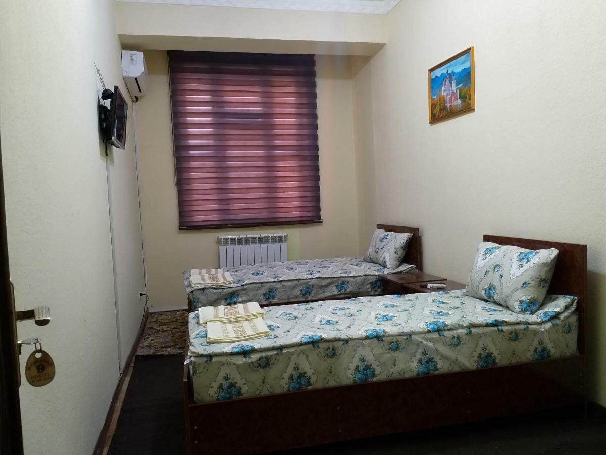 Hostel Mukarram Boukhara Extérieur photo