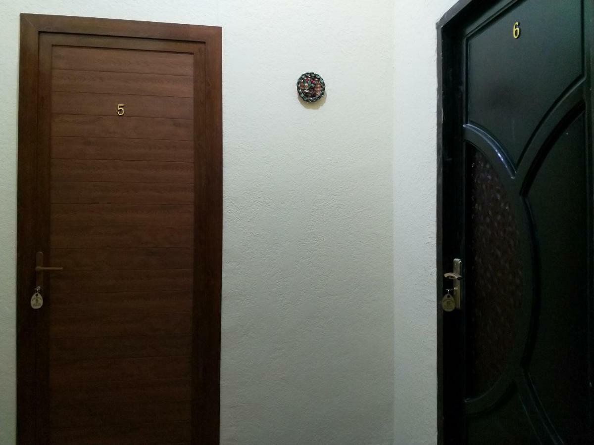 Hostel Mukarram Boukhara Extérieur photo