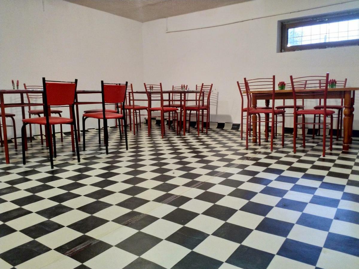 Hostel Mukarram Boukhara Extérieur photo