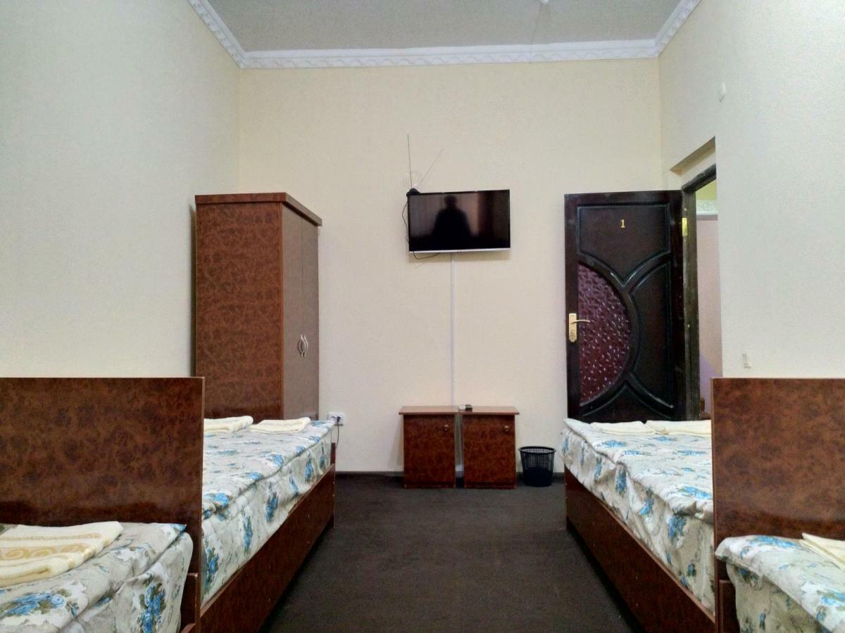 Hostel Mukarram Boukhara Extérieur photo
