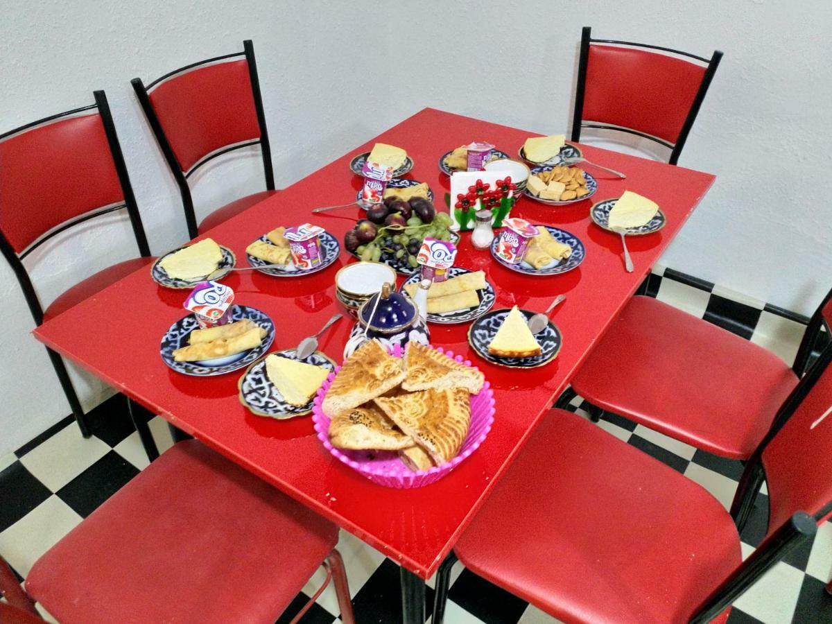 Hostel Mukarram Boukhara Extérieur photo
