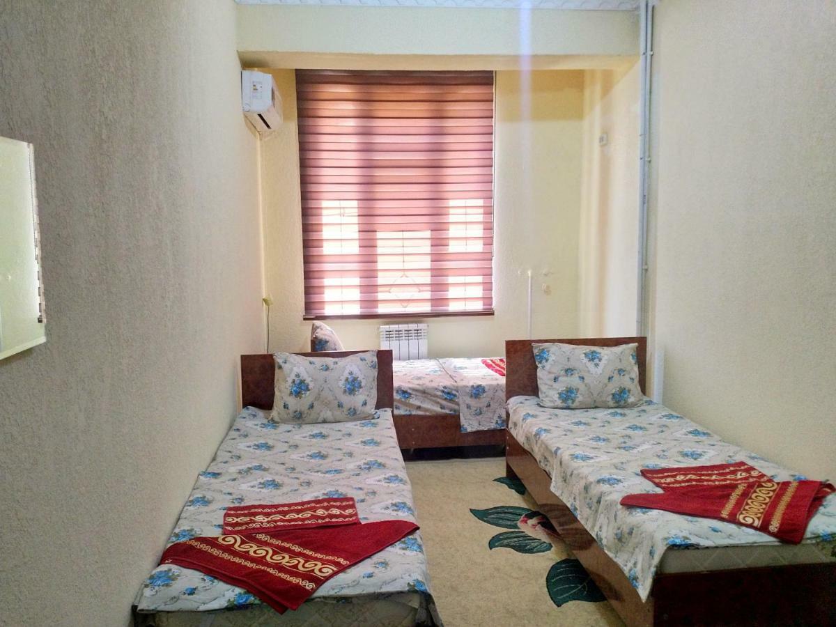 Hostel Mukarram Boukhara Extérieur photo