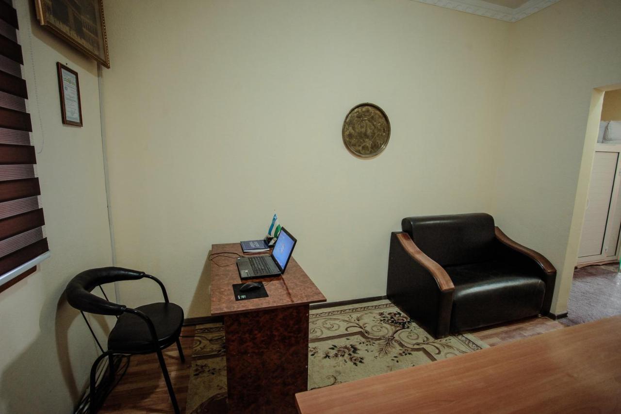 Hostel Mukarram Boukhara Extérieur photo