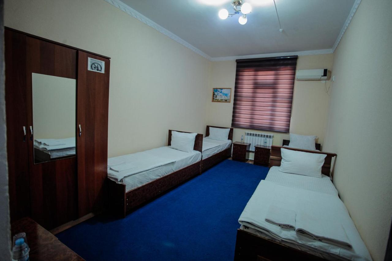 Hostel Mukarram Boukhara Extérieur photo